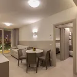 Sunrise Palace Aparthotel 4*