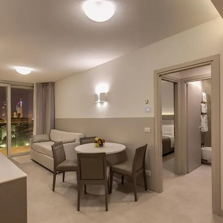 Sunrise Palace מלון דירות 4*